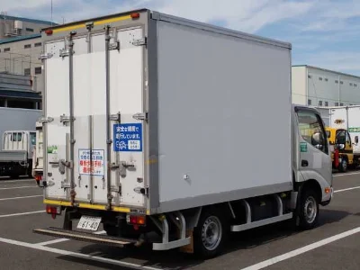 TOYOTA DYNA