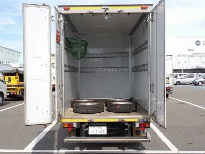 TOYOTA DYNA
