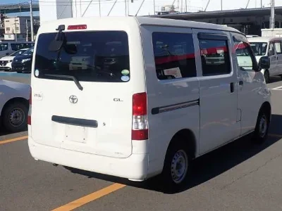 TOYOTA LITE ACE VAN