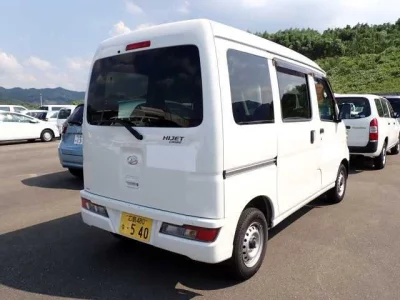 DAIHATSU HIJET VAN