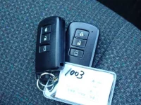 Цена авто Toyota Sienta с аукционов Японии, номер кузова NHP170G, пробег 59 000, оценка 8