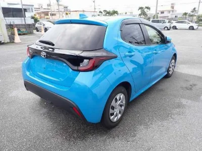 TOYOTA YARIS