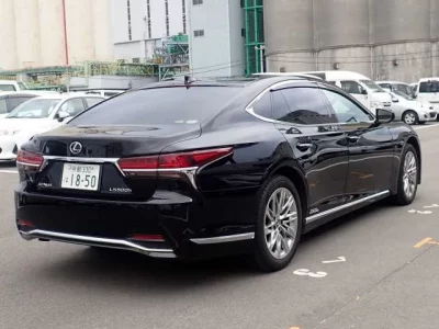 LEXUS LS