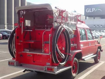 TOYOTA LAND CRUISER