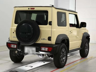 SUZUKI JIMNY SIERRA