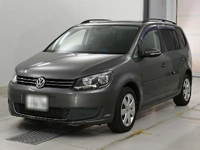 VOLKSWAGEN GOLF TOURAN