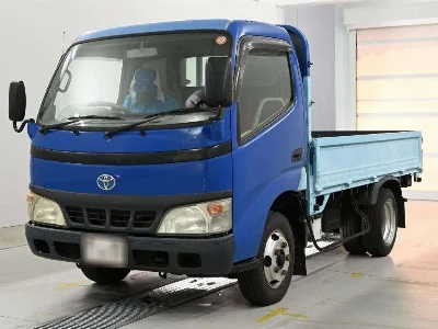 TOYOTA DYNA