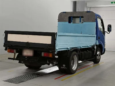 TOYOTA DYNA
