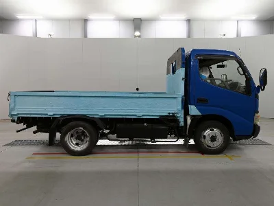TOYOTA DYNA
