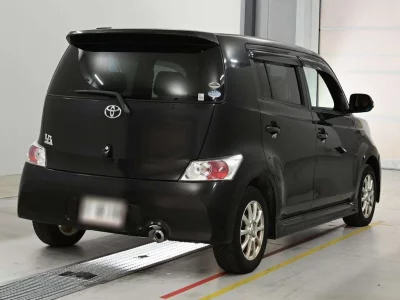 TOYOTA BB