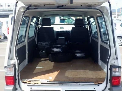 MAZDA BONGO VAN