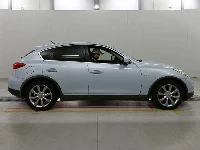 Цена авто Nissan Skyline Crossover с аукционов Японии, номер кузова J50, пробег 146 000, оценка 8