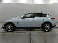 Цена авто Nissan Skyline Crossover с аукционов Японии, номер кузова J50, пробег 146 000, оценка 8