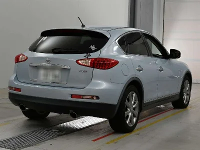 NISSAN SKYLINE CROSSOVER