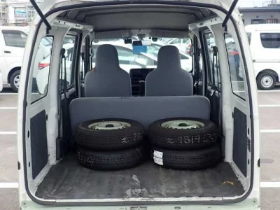 DAIHATSU HIJET VAN