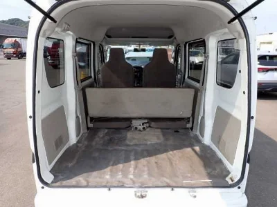 NISSAN CLIPPER VAN