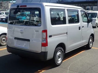 TOYOTA TOWN ACE VAN