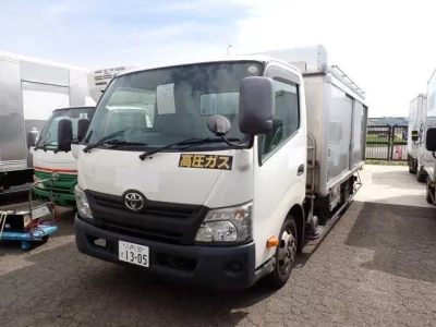 TOYOTA DYNA