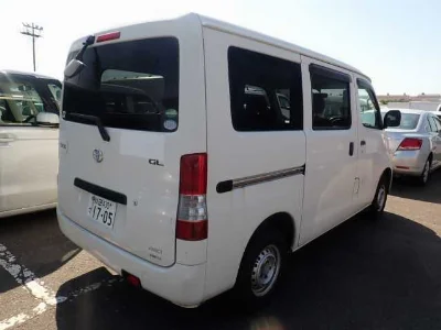 TOYOTA TOWN ACE VAN