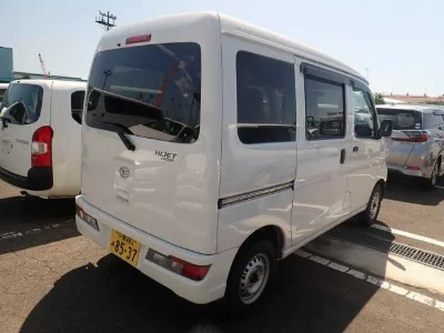 Daihatsu Hijet Cargo