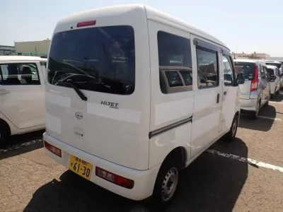 DAIHATSU HIJET VAN