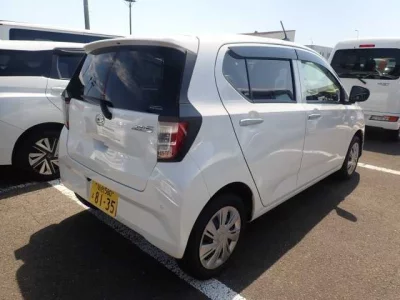 DAIHATSU MIRA E S