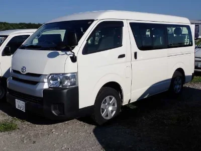 TOYOTA HIACE
