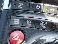 Цена авто Toyota Prius с аукционов Японии, номер кузова ZVW30, пробег 155 000, оценка 2