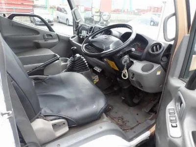 TOYOTA DYNA