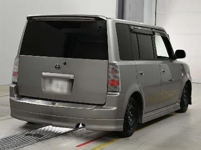 TOYOTA BB