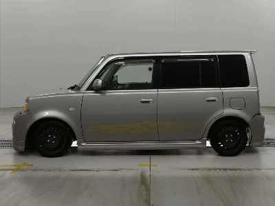 TOYOTA BB