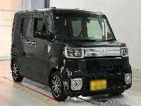 Цена авто Daihatsu Wake с аукционов Японии, номер кузова LA700S, пробег 64 000, оценка 7