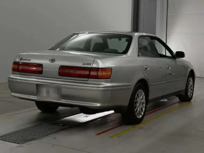 TOYOTA MARK II