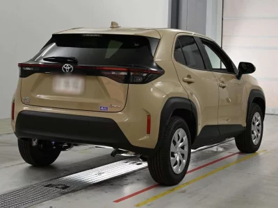 TOYOTA YARIS CROSS