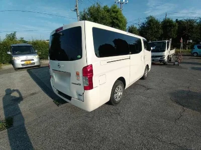 NISSAN NV350 CARAVAN