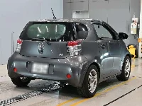 Toyota iQ