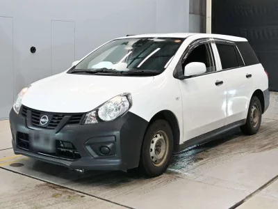 NISSAN AD