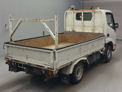 TOYOTA DYNA