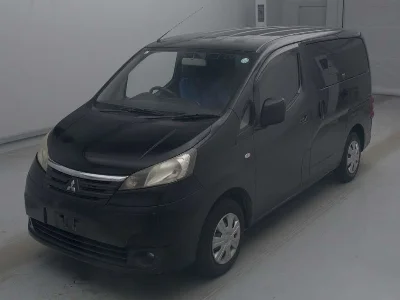 MITSUBISHI DELICA D3