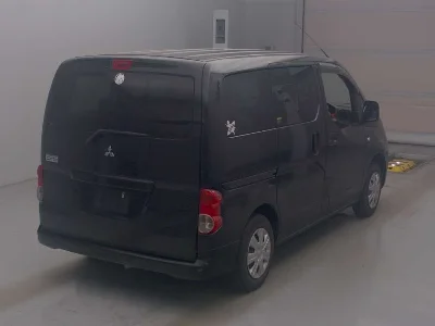 MITSUBISHI DELICA D3
