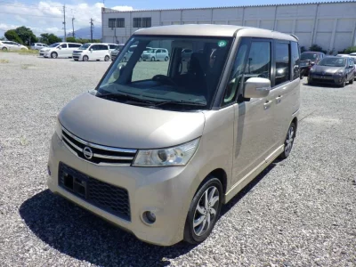 NISSAN ROOX