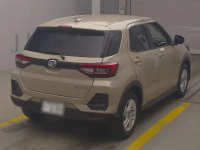 DAIHATSU ROCKY