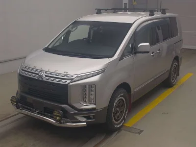 MITSUBISHI DELICA D5
