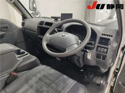 MAZDA BONGO VAN
