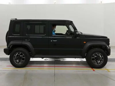 SUZUKI JIMNY NOMADE