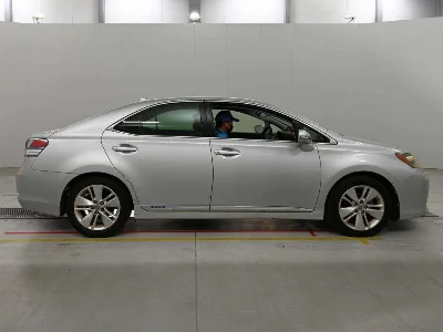 LEXUS HS