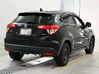 Цена авто Honda Vezel с аукционов Японии, номер кузова RU2, пробег 128 000, оценка 8