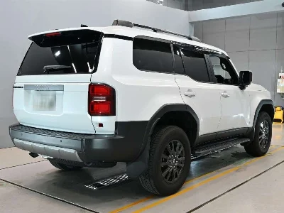 TOYOTA LAND CRUISER 250