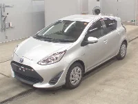 Цена авто Toyota Aqua с аукционов Японии, номер кузова NHP10, пробег 14 000, оценка 3