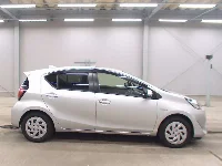 Цена авто Toyota Aqua с аукционов Японии, номер кузова NHP10, пробег 14 000, оценка 3